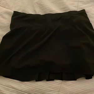 Black Lululemon skirt